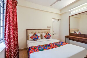 1 bedroom, Egyptian cotton sheets, premium bedding, in-room safe