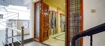 Fabhotel The Imperial Green