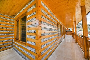Lobby - Fabhotel Cliff Heaven Cottage (Manali)