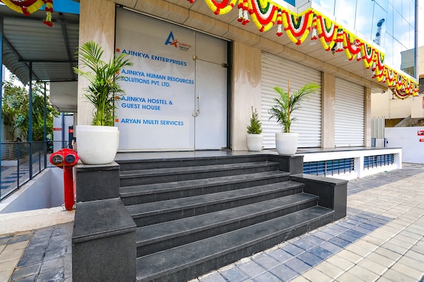 Property entrance - Fabhotel Prime Ajinkya Palace (Gangapur)