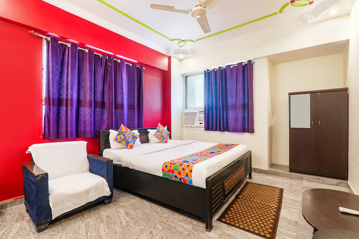 Deluxe kamer | Lakens van Egyptisch katoen, luxe beddengoed, een kluis op de kamer