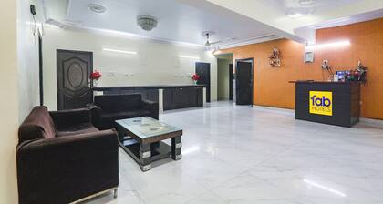 Fabhotel Yamini Inn