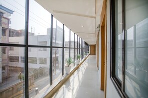 Lobby - Fabexpress Singhania Premier (Raipur)