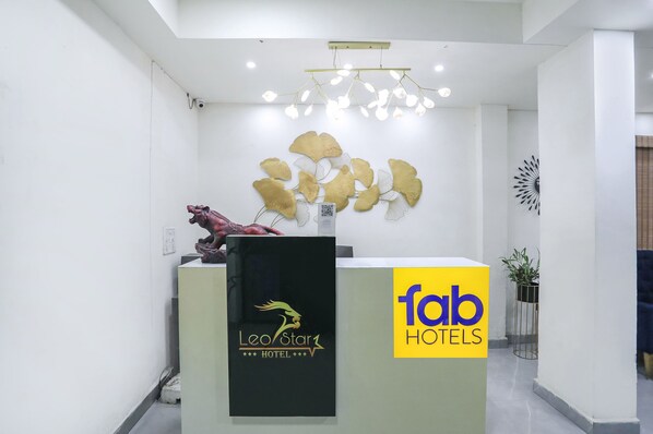 Reception - Fabhotel Leo (Nagpur)