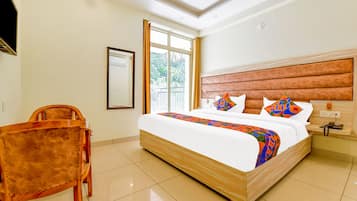 Deluxe Room | Egyptian cotton sheets, premium bedding, in-room safe, free WiFi