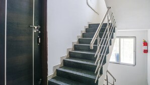 Lobby - Fabexpress The Ambience (Pune)