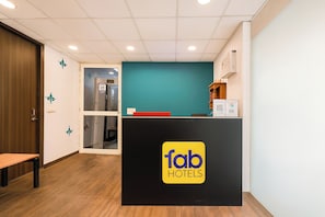 Reception - FabHotel Saket Residency (New Delhi)