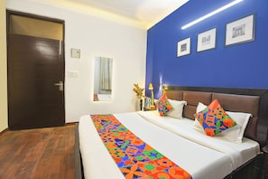 Deluxe Room | Egyptian cotton sheets, premium bedding, in-room safe, free WiFi - FabHotel Saket Residency (New Delhi)