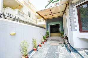 Property entrance - Fabhotel Mosca (Gurugram)