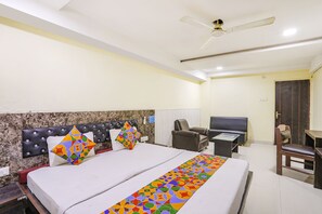 Egyptian cotton sheets, premium bedding, in-room safe, free WiFi - Fabexpress Arjun Imperial (Raipur)