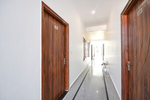 Lobby - Fabhotel Mountain Inn (Kharar)