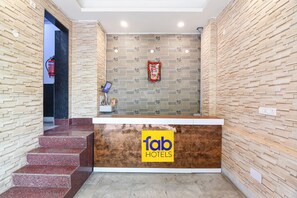 Reception - FabHotel Srideep (Kolkata)