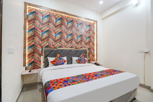 Fabhotel Siya Bihari