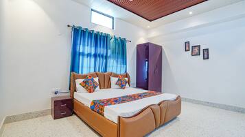 Lakens van Egyptisch katoen, luxe beddengoed, een kluis op de kamer