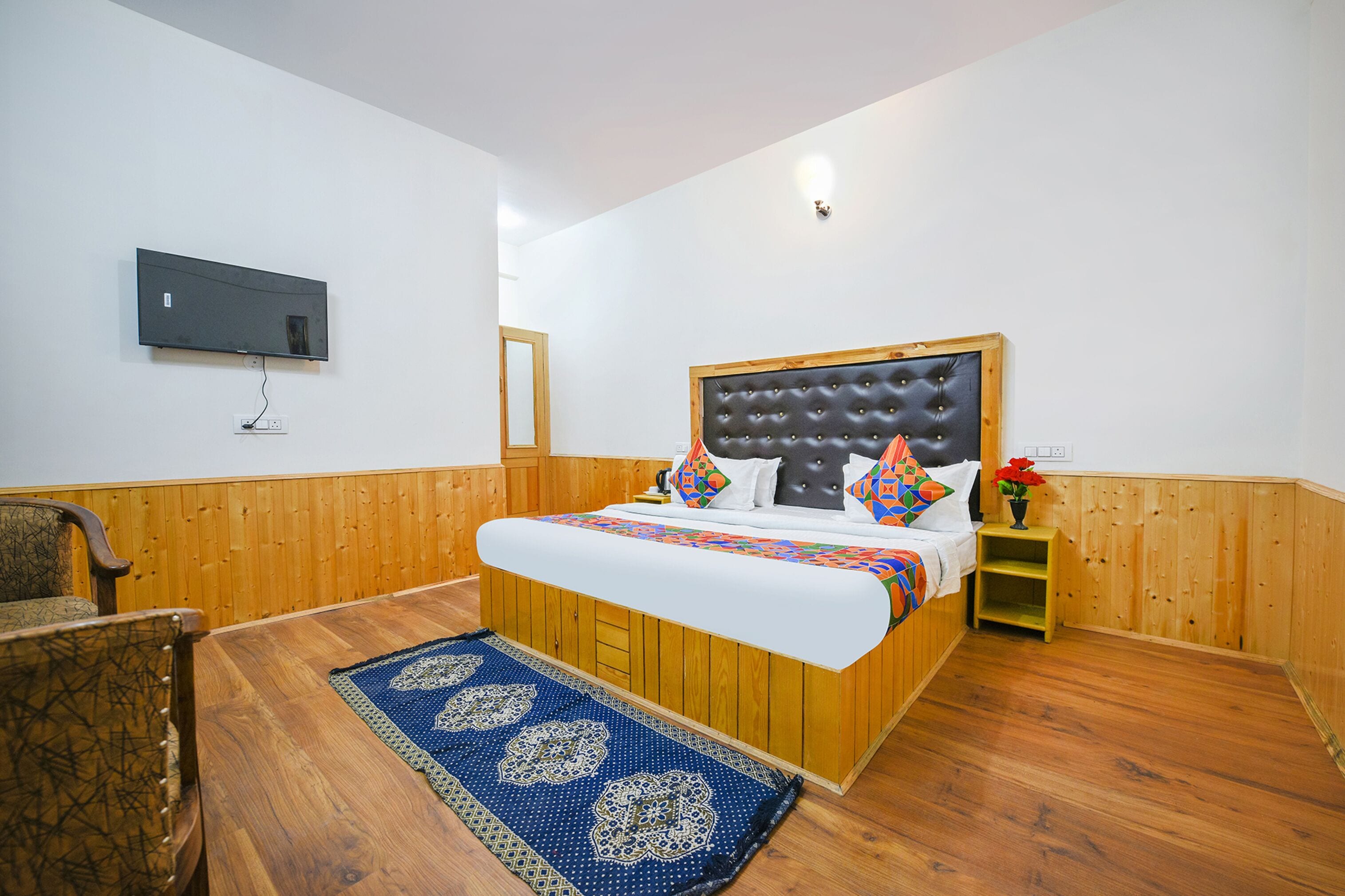 Deluxe Room | Egyptian cotton sheets, premium bedding, in-room safe, free WiFi