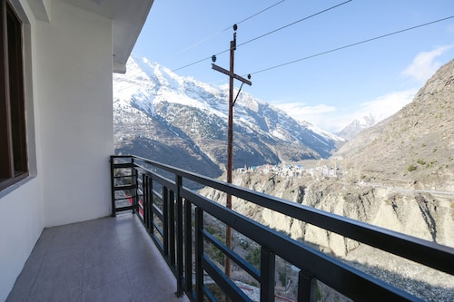 Fabhotel Paradise Guest House