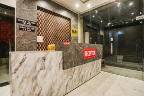 Reception - FabHotel JP Villa (Varanasi)