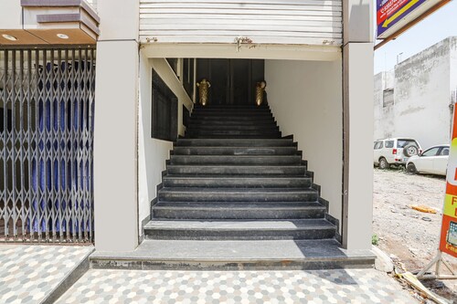 Fabexpress Balaji Palace