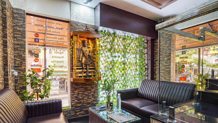 FabHotel Pavithraa版