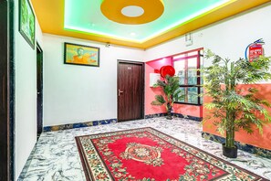 Lobby - Fabhotel Relax (Siliguri)