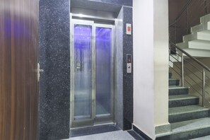 Elevator - Fabhotel Bliss Premium (Gurugram)