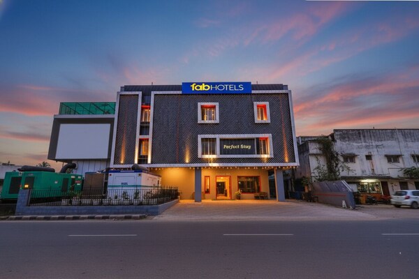 Fabhotel Perfect Stays - Chennai