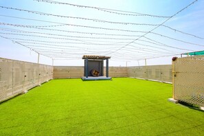 Terrace/patio - Fabhotel Perfect Stays (Chennai)