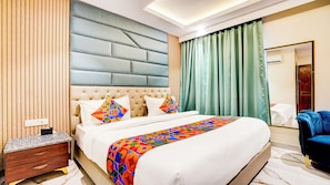 Luxury Suite - FabHotel D2 - Nr Ashok Vihar (New Delhi)