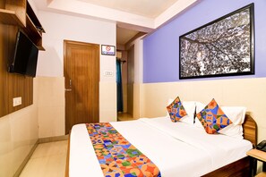 Egyptian cotton sheets, premium bedding, in-room safe, free WiFi - Fabhotel The Kolkata (Kolkata)