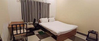 Fabhotel Ocean Bird