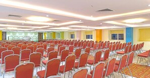 Banquet hall - Fabhotel Sb Square (Visakhapatnam)
