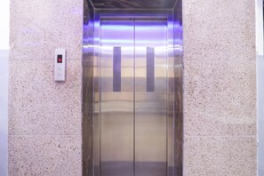 Lift - FabHotel Starhood (Hyderabad)