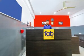 Reception - FabHotel Starhood (Hyderabad)