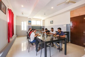 Restaurant - FabHotel Starhood (Hyderabad)