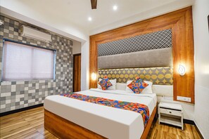 Deluxe Room - Fabhotel Chs (Varanasi)