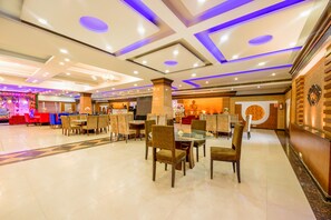 Restaurant - FabHotel The Mirage (Ludhiana)
