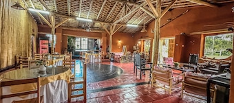 ART HOUSE Hacienda San Antonio