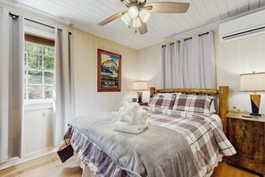 2 bedrooms, Internet, bed sheets