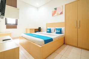 Deluxe Room | 1 bedroom, free WiFi, bed sheets, wheelchair access