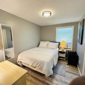 2 chambres, fer et planche à repasser, Wi-Fi gratuit, draps fournis