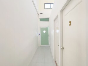 Exterior - Transit Donmueang Airport Hostel (Bangkok)