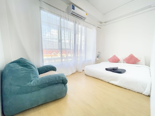 Transit Donmueang Airport Hostel - Bangkok