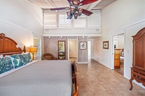 5 soveværelser, skrivebord, strygejern/strygebræt, weekendseng