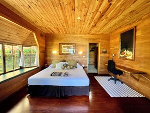 2 bedrooms, desk, WiFi, bed sheets - Nature lover's paradise ~ Lovely home + car w/ private beach & great snorkeling! (Huahine)