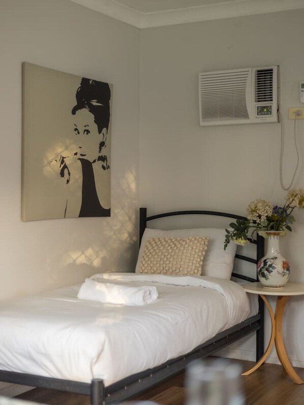 1 Schlafzimmer, Schreibtisch, Bügeleisen/Bügelbrett, kostenloses WLAN