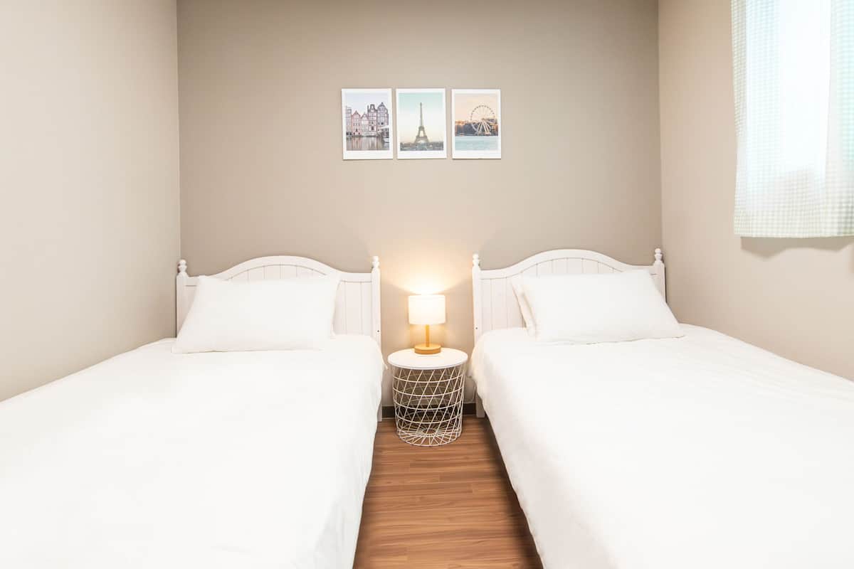 Chambre avec lits jumeaux