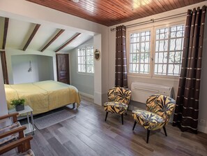 3 bedrooms, Internet