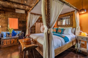 Family Villa | 3 bedrooms, premium bedding, minibar, free WiFi