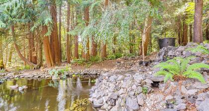 Family-Friendly Silverdale Home w/ Private Deck!