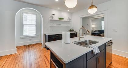Elizabeth City Home w/ Fire Pit < 1 Mi to Downtown